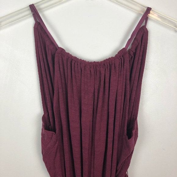 NWOT Wide Leg Halter Jumpsuit - Picture 7 of 9